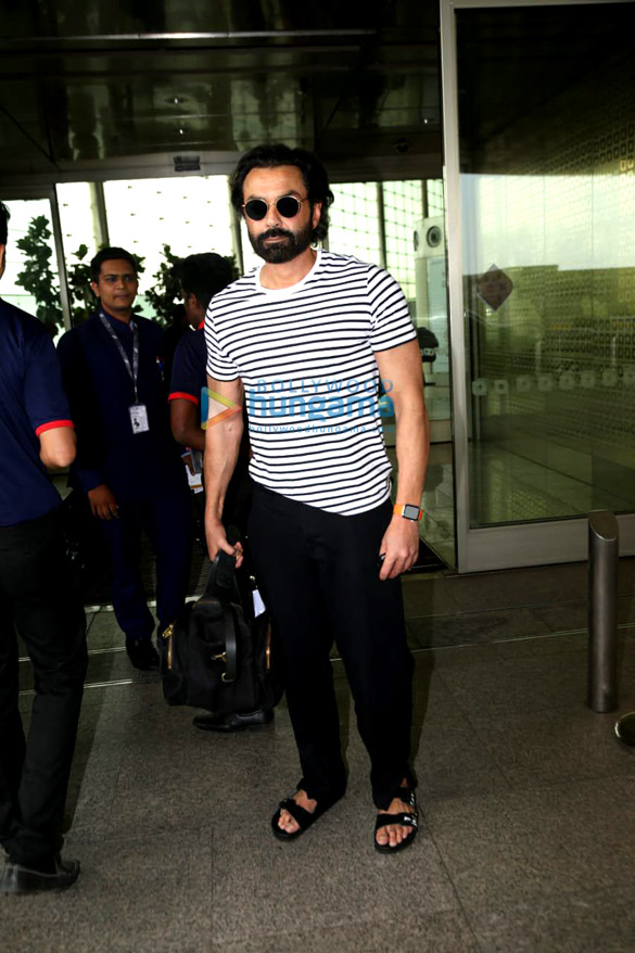 photos salman khan katrina kaif and daisy shah snapped at the airport 9