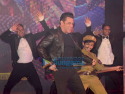 Photos: Salman Khan, Prabhu Dheva, Warina Hussain, Arbaaz Khan and Nikhil Dwivedi grace the song launch of ‘Munna Badnaam Hua’ from their film ‘Dabangg 3’