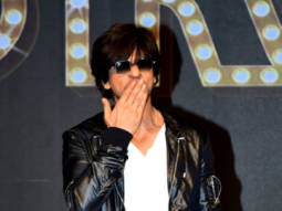 Photos: Shah Rukh Khan snapped during his birthday celebration with fans