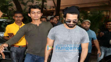 Photos: Shahid Kapoor snapped at the gym