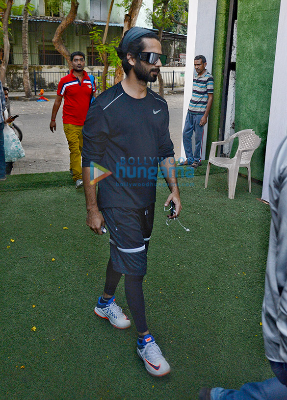 photos shahid kapoor spotted practising cricket for his next film jersey 2