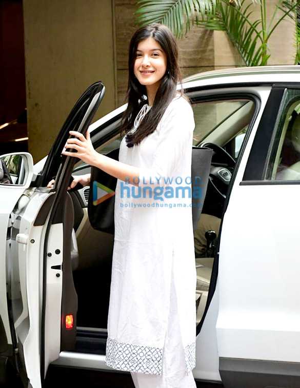 photos shanaya kapoor spotted at a dance class 3 3