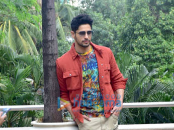Photos: Sidharth Malhotra, Riteish Deshmukh and Tara Sutaria snapped promoting their film Marjaavaan