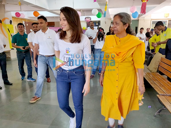 photos tamannaah bhatia celebrates childrens day with the hearing impaired children 3