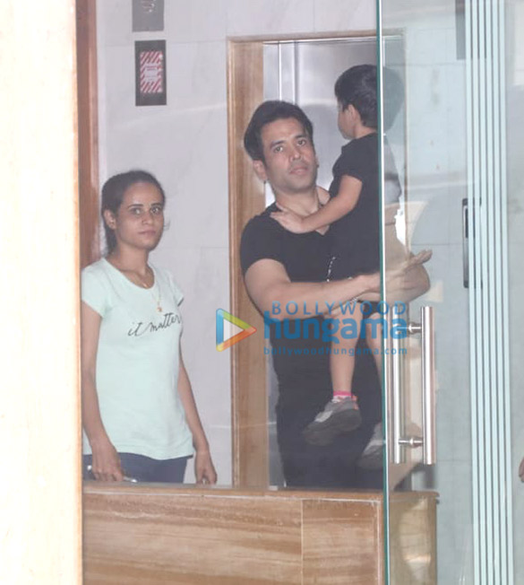 photos tusshar kapoor and laksshya kapoor spotted at a play school in bandra 1