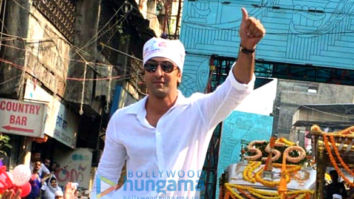 Photos: Ranbir Kapoor seek blessings on the 550th anniversary of Guru Nanak Dev