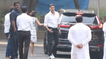 Akshay Kumar, Rishi Kapoor, Sunny Deol Attend Betty Kapadia’s Funeral Ceremony | Dimple Kapadia | Part 1