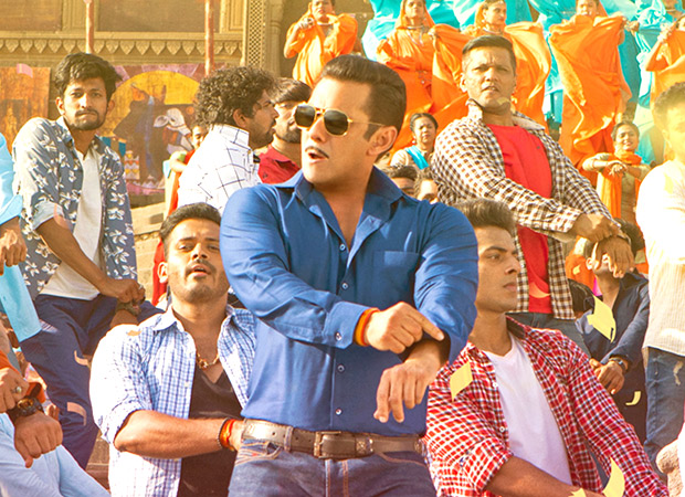 Dabangg 3 Box Office Collections The Salman Khan starrer has a fall on Monday, hopes to see a high again on Christmas Dabangg 3 Box Office Collections The Salman Khan starrer has a fall on Monday, hopes to see a high again on Christmas