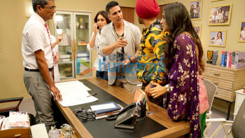 Movie Stills Of The Movie Good Newwz
