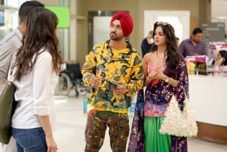 Movie Stills Of The Movie Good Newwz