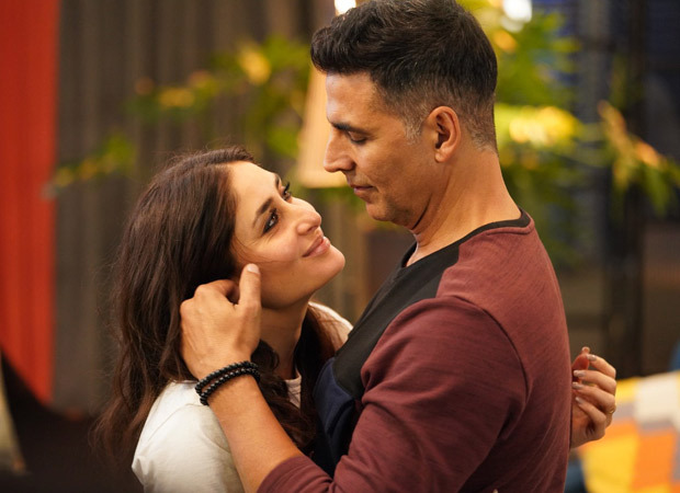 Good Newwz Box Office Akshay Kumar – Kareena Kapoor starrer takes a SOLID start in the range of Rs. 16.50 - 18.50 cr
