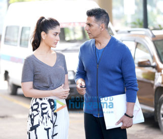 Movie Stills Of The Movie Good Newwz