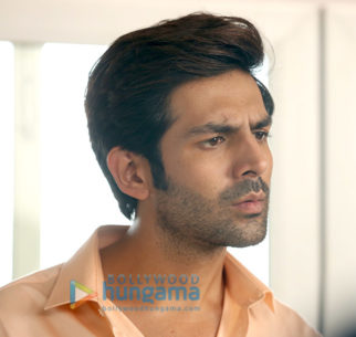 Movie Stills Of The Movie Pati Patni Aur Woh