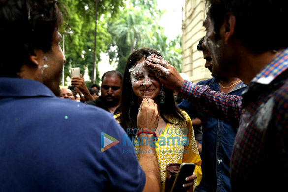 pati patni aur woh 2 7