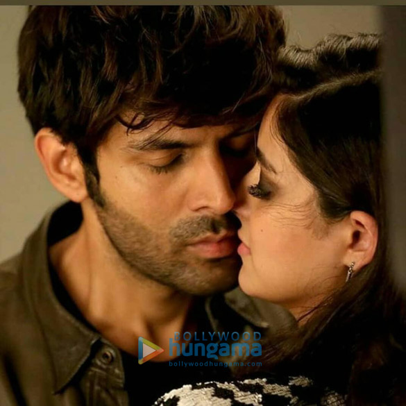 pati patni aur woh 33