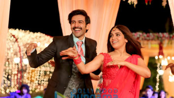 Movie Stills Of The Movie Pati Patni Aur Woh