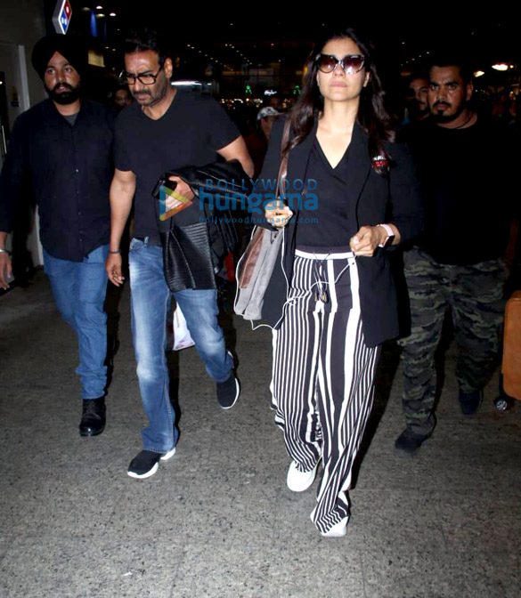 photos ajay devgn kajol saif ali khan snapped at the airport 3