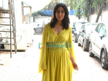 Photos: Akshay Kumar, Kareena Kapoor Khan and Diljit Dosanjh snapped during Good Newwz promotions