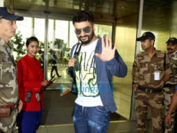 Photos: Arjun Kapoor, Sophie Choudry and others snapped at the airport