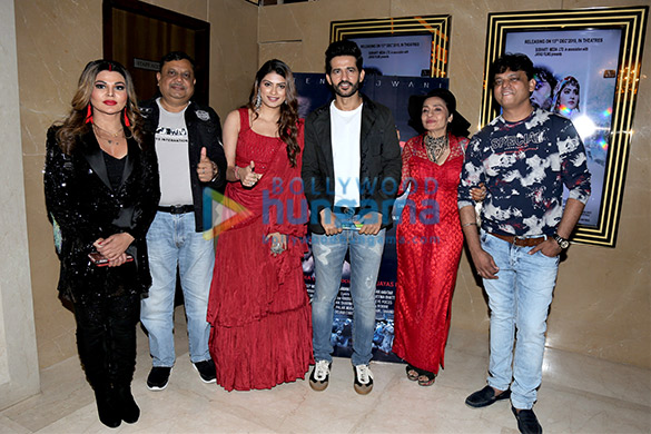 photos celebs attend mudda 370 jk premiere in mumbai 2