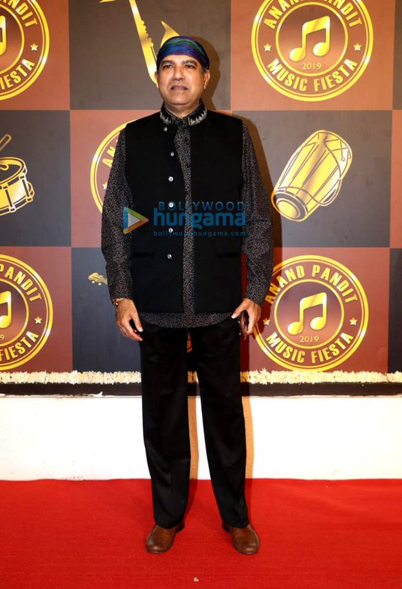 photos celebs grace anand pandits birthday bash 5