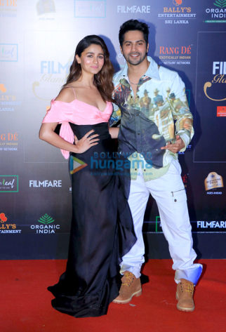 Photos: Celebs grace Filmfare Glamour and Style Awards 2019