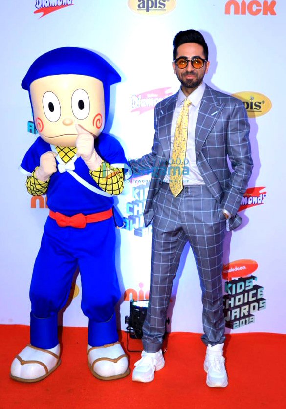 photos celebs grace nickelodeon kids choice awards 2019 6