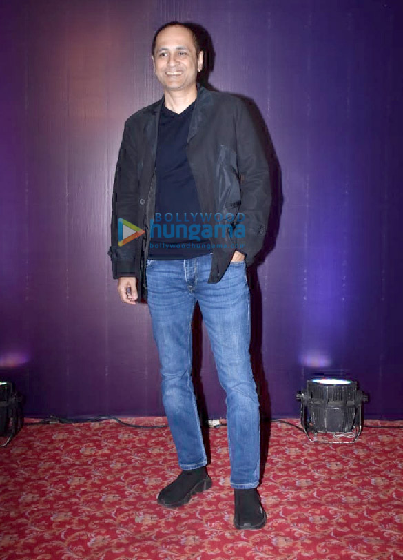 photos celebs grace shaarika pandits wedding reception 11
