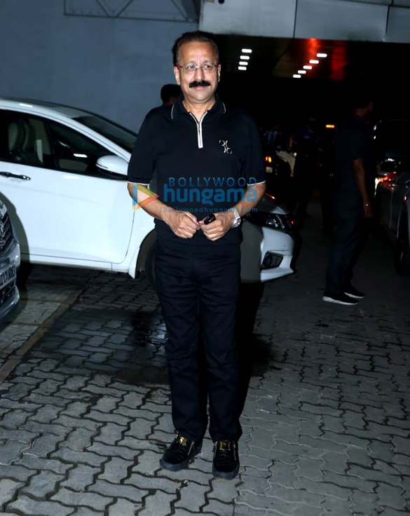 photos celebs grace sohail khans birthday bash 22