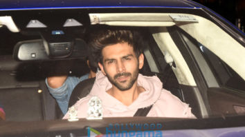 Photos: Celebs grace the special screening of Pati Patni Aur Woh