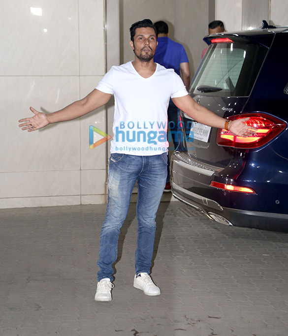 photos celebs snapped at salman khans birthday bash 33