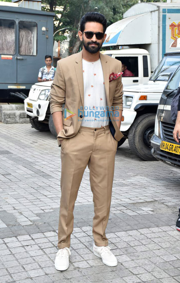 photos deepika padukone vikrant massey grace the trailer launch of chhapaak 6