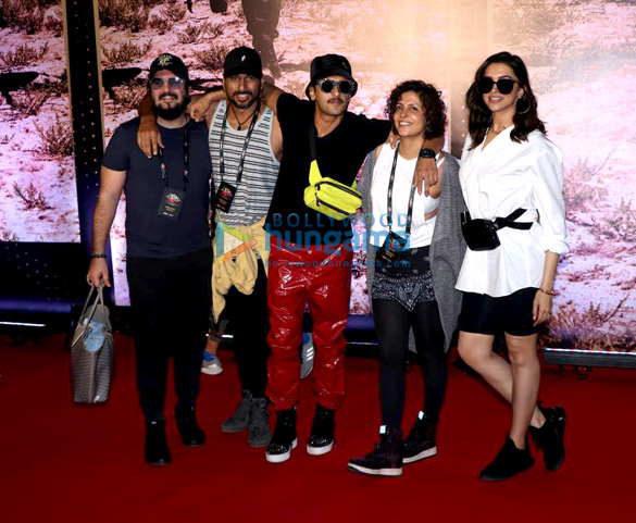 Photos: Deepika Padukone, Ranveer Singh, Hrithik Roshan and others attend U2’s concert at DY Patil stadium Photos: Deepika Padukone, Ranveer Singh, Hrithik Roshan and others attend U2’s concert at DY Patil stadium