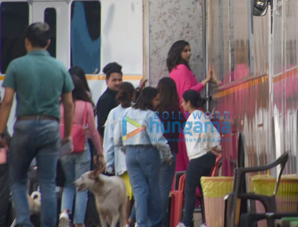 photos deepika padukone snapped on the sets of the kapil sharma show 3