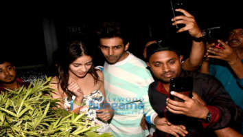Photos: Kartik Aaryan, Ananya Panday, Kim Sharma and Ibrahim Ali Khan spotted at Pali Bhavan in Bandra