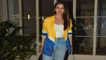 Photos: Rakul Preet Singh spotted at Sequel in Bandra