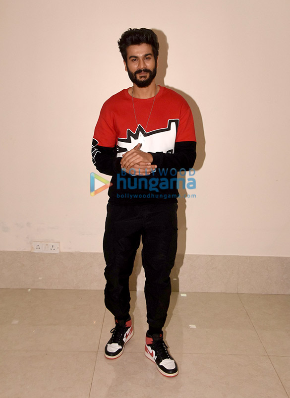 photos rukshar dhillon and sunny kaushal snapped during bhangra paa le promotions 4