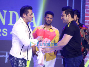 Photos: Salman Khan, Sonakshi Sinha, Prabhu Dheva and others grace the Dabangg 3 pre release event in Hyderabad