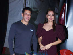 Photos: Salman Khan and Sonakshi Sinha snapped at Mehboob Studio in Bandra