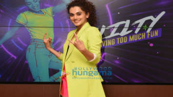 Photos: Taapsee Pannu snapped at 5th edition of Mirchi Neon Run
