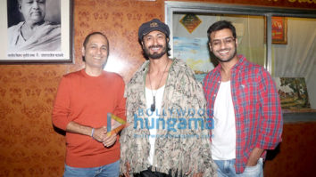 Photos: Vidyut Jammwal and Vipul Amrutlal Shah visit Gaiety Galaxy to promote ‘Commando 3’