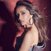 Street Dancer 3D Shraddha Kapoor in Amit Aggarwal’s shimmer layered plissé dress has got our jaws dropped down to the floor!