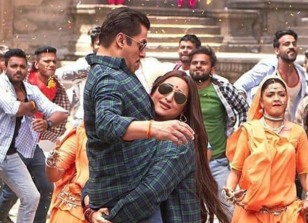 Dabang 3: That epic moment when Sonakshi Sinha lifted Salman Khan!
