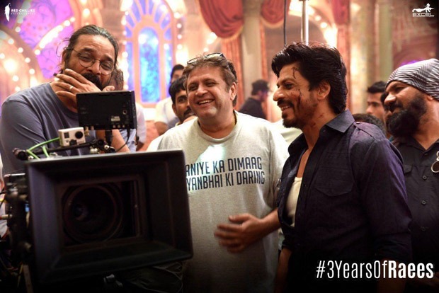 #3YearsOfRaees Excel Entertainment shares unseen stills of Shah Rukh Khan and Nawazuddin Siddiqui 