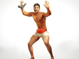 Bollywood reacts to Varun Dhawan’s first look from Mr Lele; Shraddha Kapoor says he has stolen her father’s ‘kaccha’