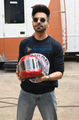 on the sets of the movie Helmet