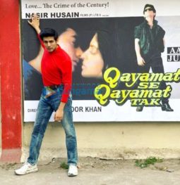 Movie Stills Of The Movie Love Aaj Kal