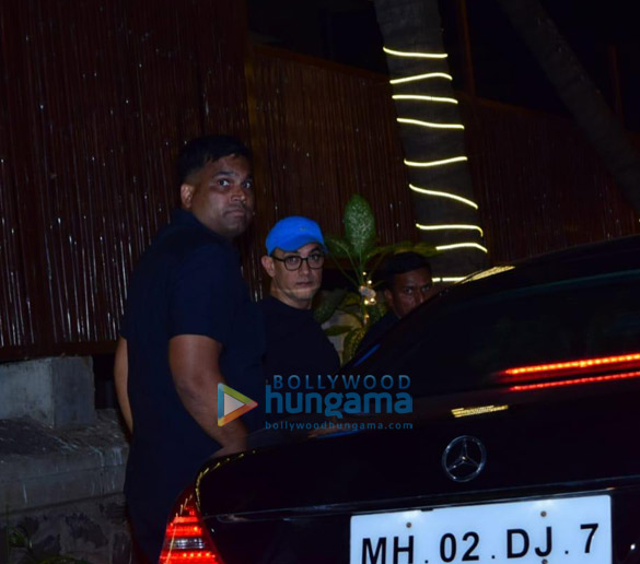 photos aamir khan snapped at versova 3