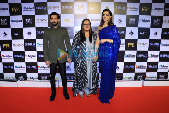 photos celebs attend the premiere of the movie chhapaak 13