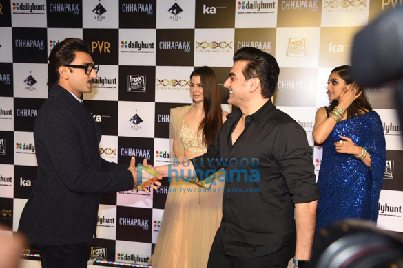 photos celebs attend the premiere of the movie chhapaak 22